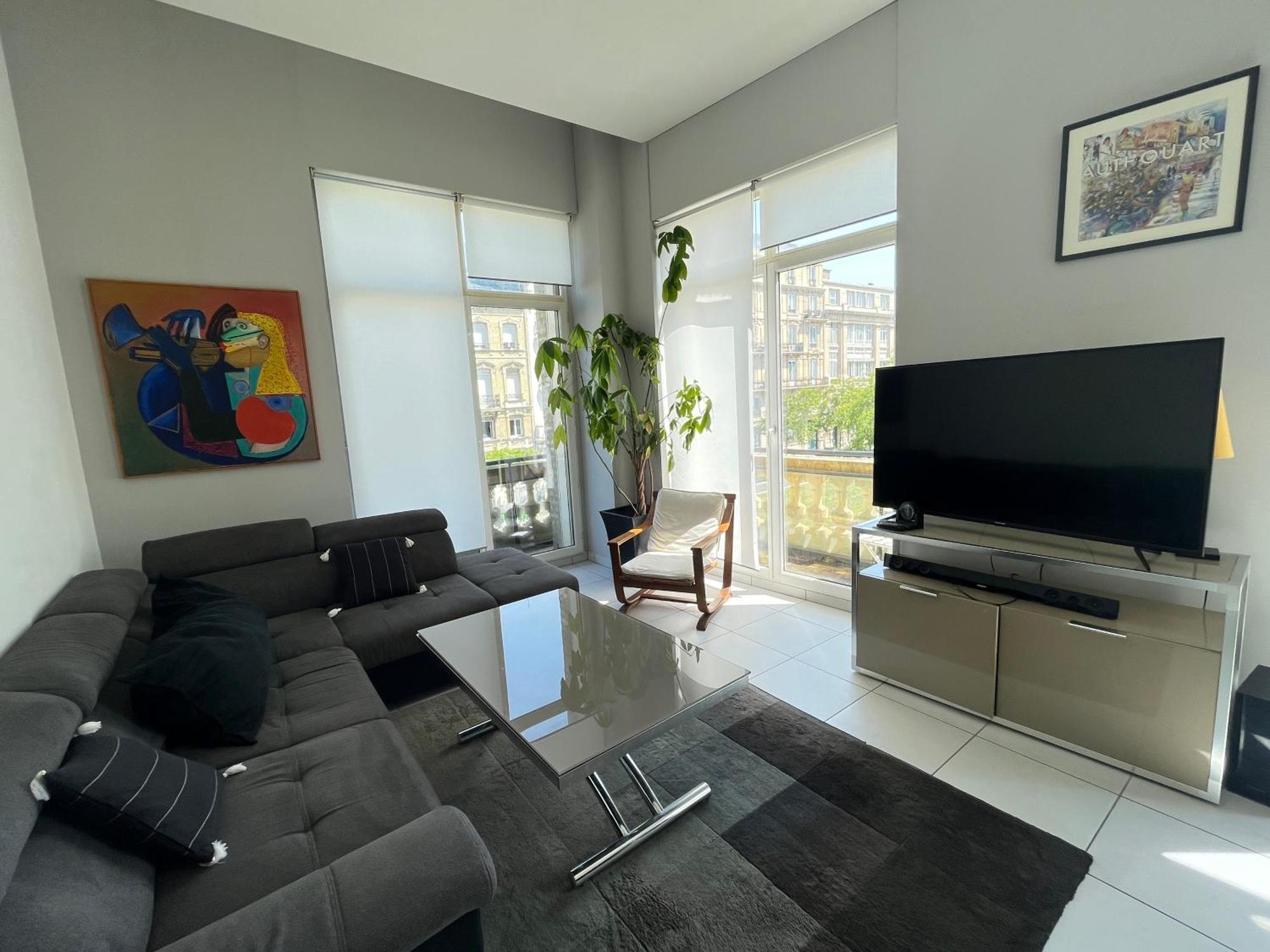 Vivez En En Centre-ville - De - 1 Ch Appartement